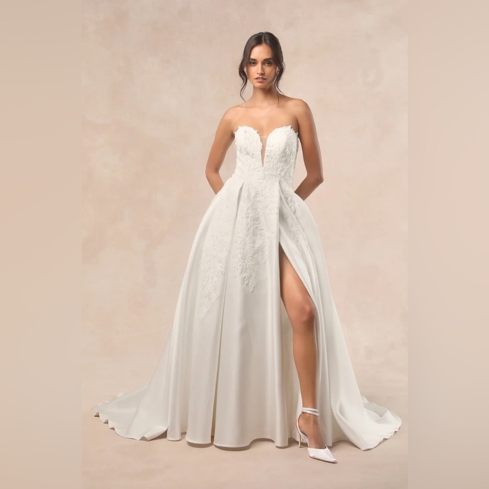 Now and Always White Beaded Embroidered
Strapless Gown